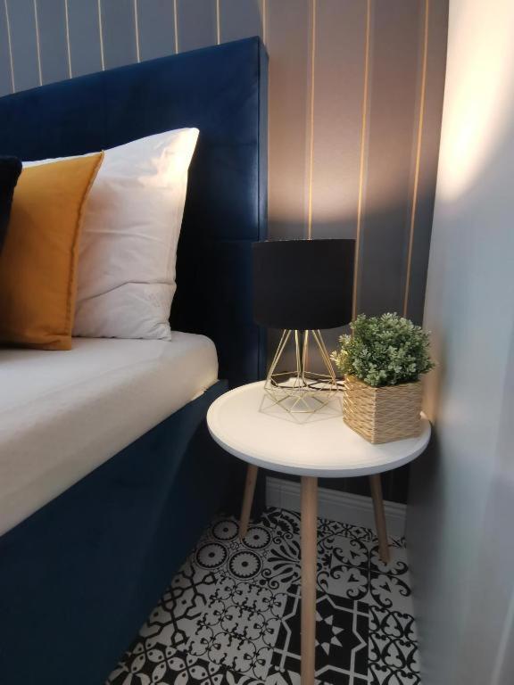 Palffy Apartment Братислава Екстериор снимка